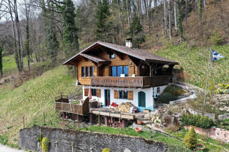 Charming 4.5 room chalet with panoramic view