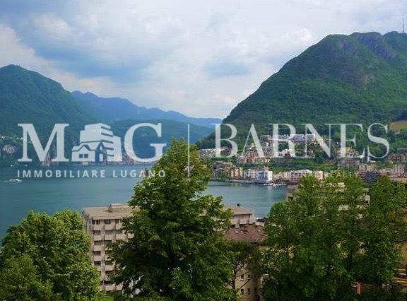 Lugano Centro near Via Nassa: 3.5 Rooms apartment with lake view