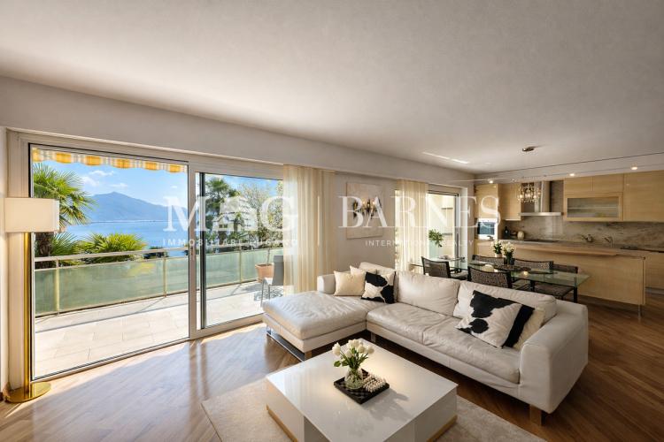 Lugano, Castagnola: 4-room apartment with lake view and private garage