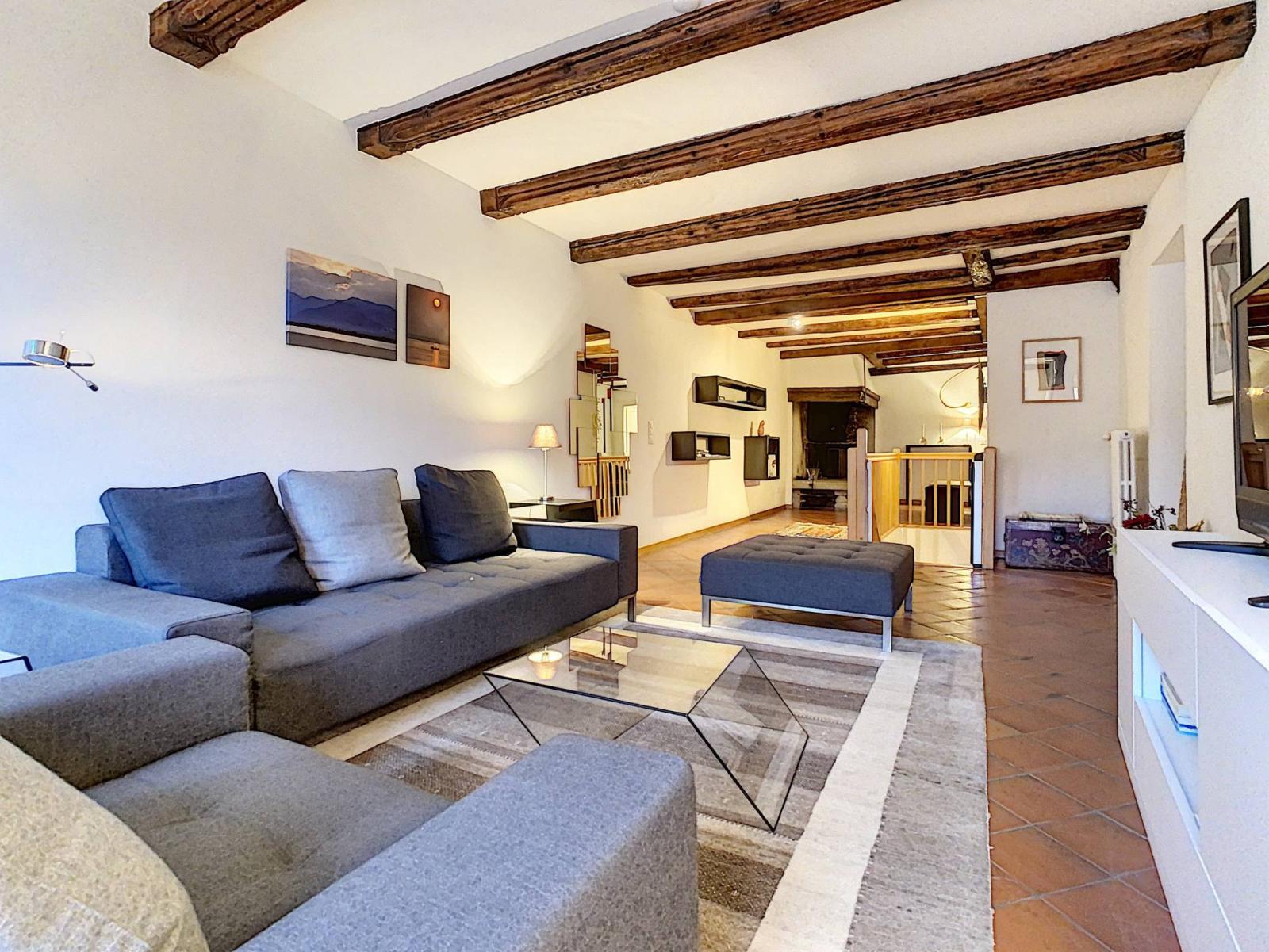Apartment in Bourg - On the shores of the lake
