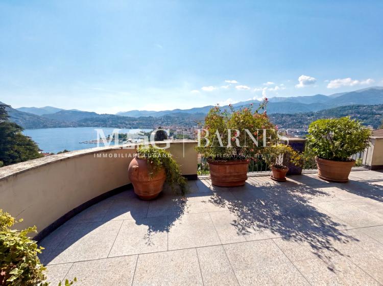3.5-room apartment in Ruvigliana with terrace and Lake Lugano view