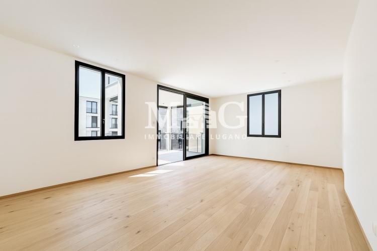 Lugano Centro: 4.5-room renovated apartment near the lake