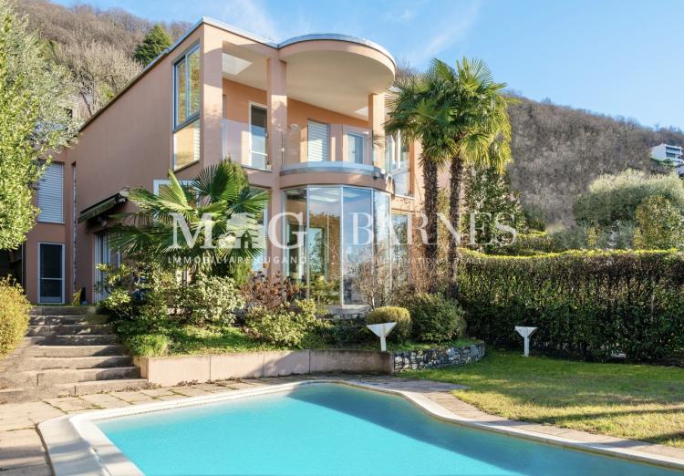 Montagnola, Collina d'Oro: Villa with swimming pool and lake view