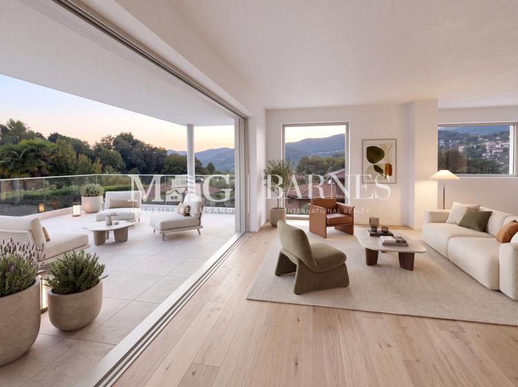 Collina d'Oro: 5.5-room apartment with a 60 m² terrace