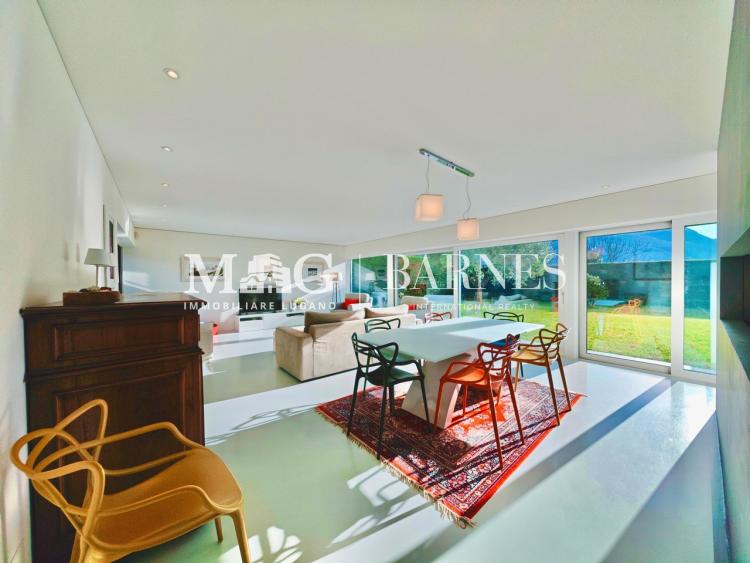 Lugano, Dino: Modern villa with garden, terraces and open views