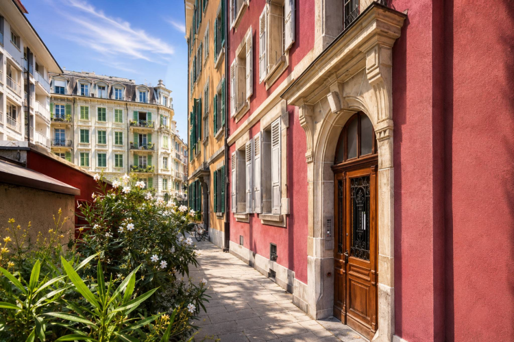 RARE SUR LE MARCHÉ  Appartement d'époque - hyper centre