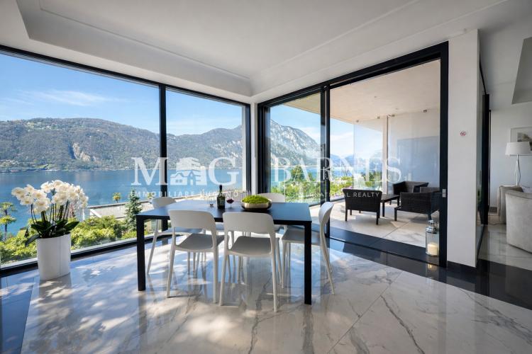 Bissone: 3.5-room apartment with lake view and terrace