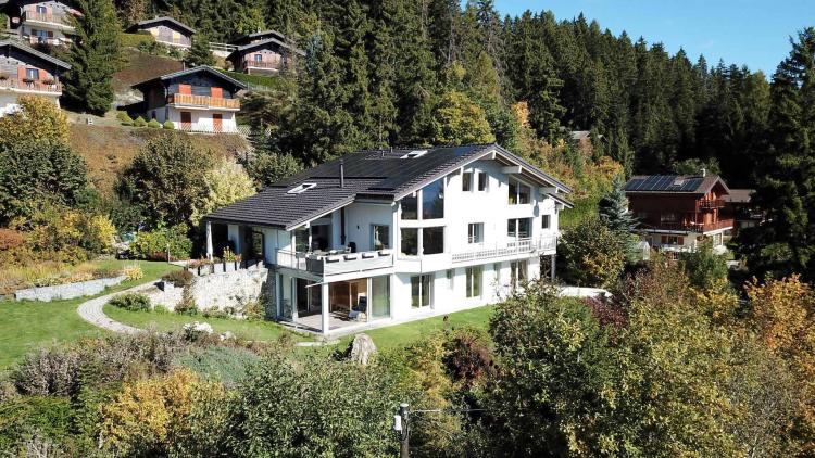 Exceptional Chalet – Mayens d'Arbaz
