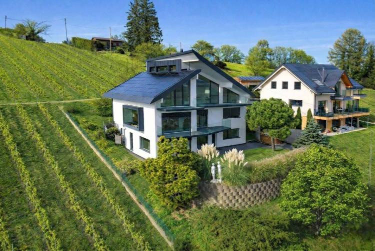 Villa d'architecte au coeur des vignes