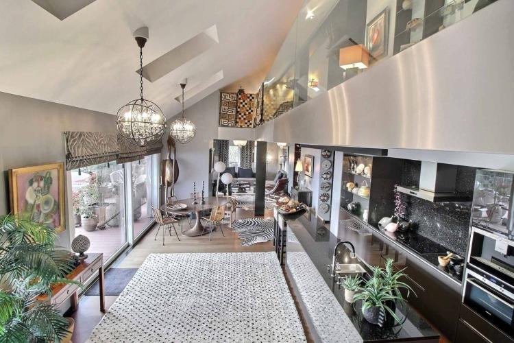 Magnifique attique en duplex avec vue imprenable sur le lac 