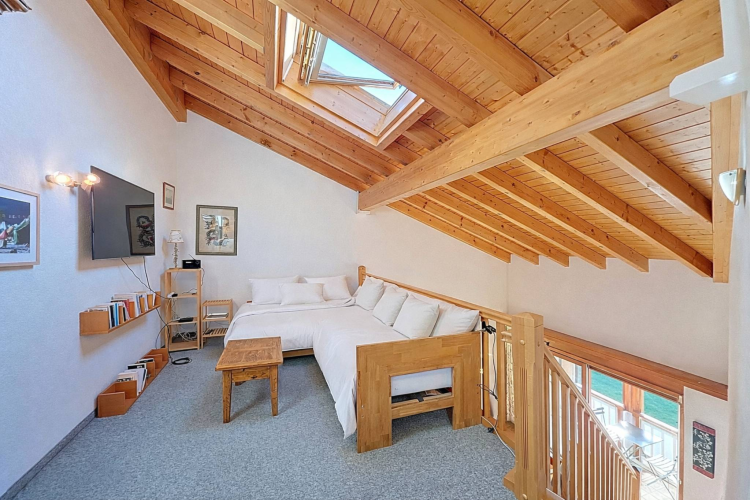 Exklusiv – Maisonette-Wohnung im Herzen der Saillon-Therme 