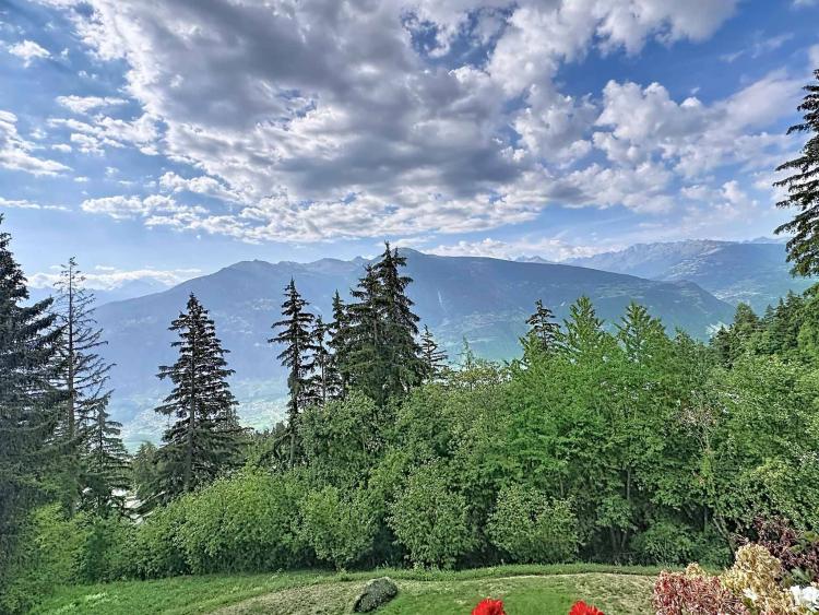 Très beau 4.5 pièces en duplex/attique avec très belle vue sur les Alpes