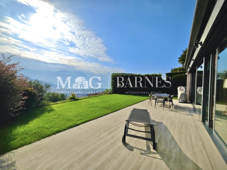 Lugano: 4.5 room apartment with terrace and garden lake view