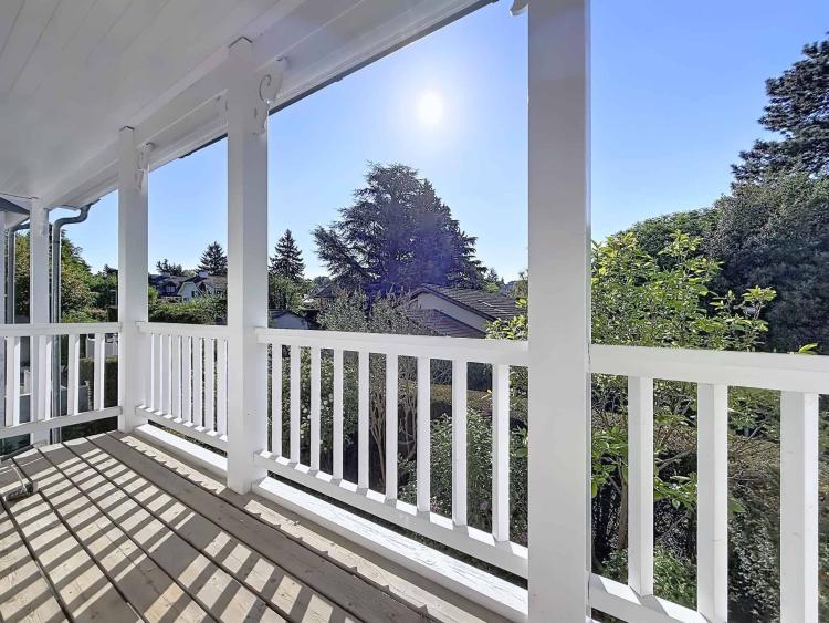 Exclusive listing: charming villa with garden and garage