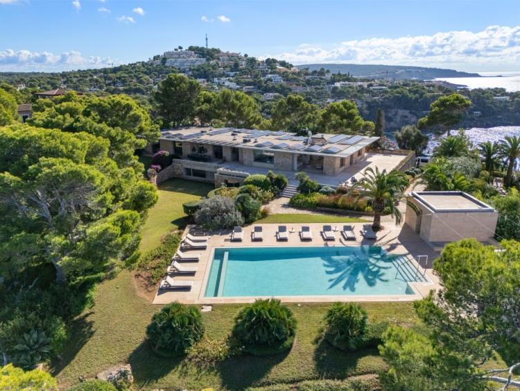 Contemporary Luxury Villa in Santa Ponsa with Historic Charm