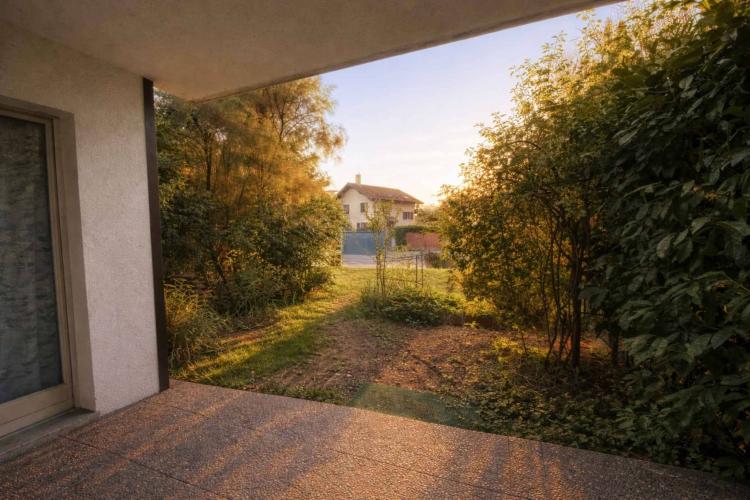 For investors - 2-bedroom apartment with terrace and garden, sold tenanted