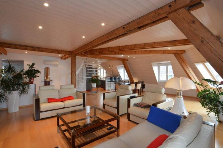 Exclusive, 6.5 rooms with view, close to the lake and the city center