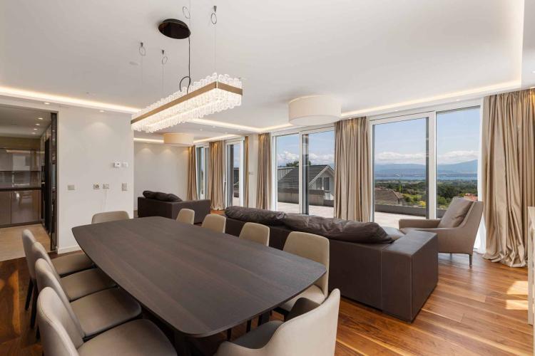Beautiful house with panoramic views