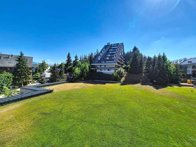 RARE – CHARMING 2.5-ROOM APARTMENT IN THE HEART OF THE RESORT