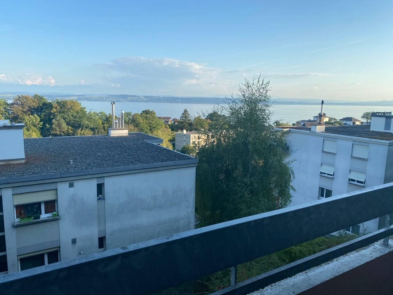 3 room apartment with lake view