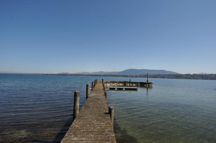 For lake lovers, waterfront property