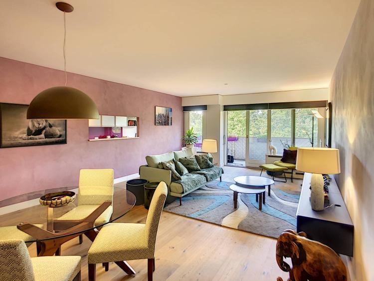 EXCLUSIVE - Magnificent 4-room renovated apartment in a luxury residence