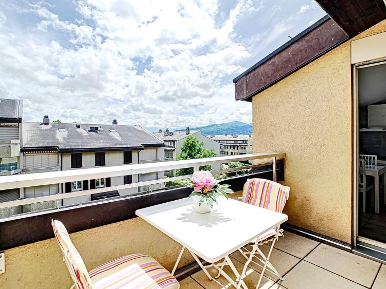 Exclusive, 4-room attic apartment