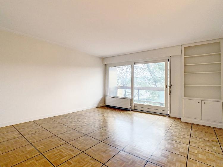 Beautiful 3-room apartment in a luxury residence