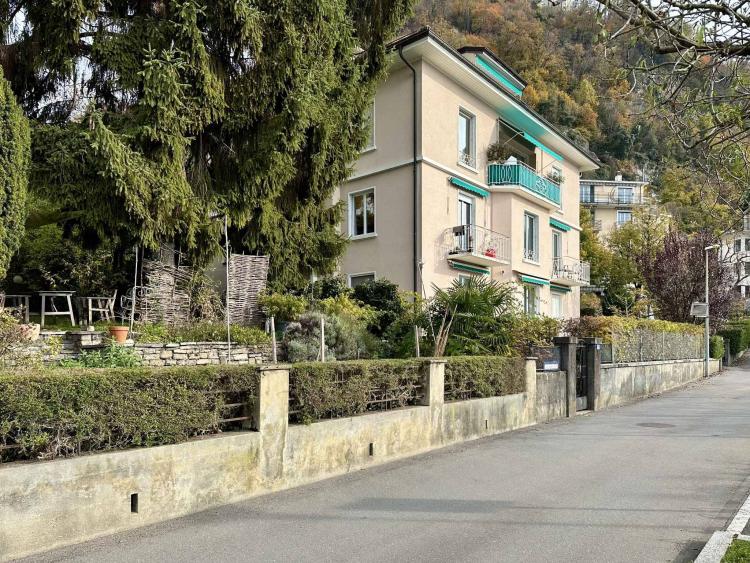 Magnifique appartement avec vue panoramique sur le lac et les Alpes !