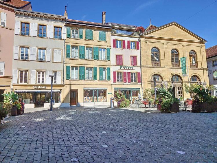 RARE: Share of co-ownership for sale on Place Pestalozzi