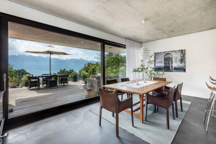 Bauhaus-Style Architect’s House with Breathtaking Lake View