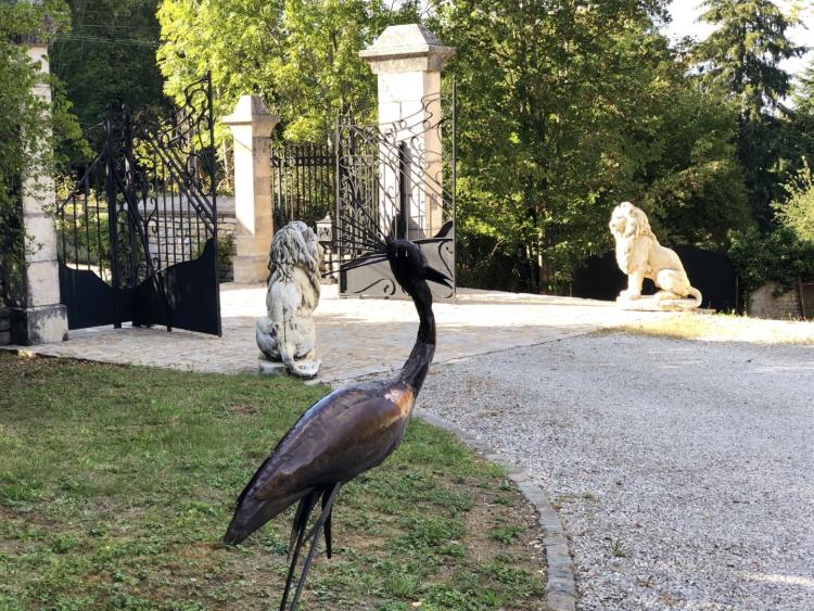 BARNES PAYS DE GEX - NEAR ARBOIS - RENOVATED CHÂTEAU IN THE JURA - 11 ROOMS