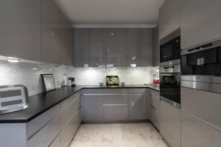 OgP1U_kaban-bien-5175509.jpg