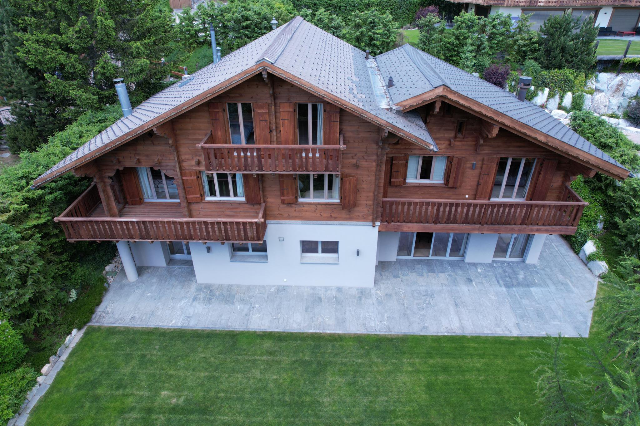 Chalet Sold Crans-Montana - SOUGHT AFTER LOCATION – Chalet In...