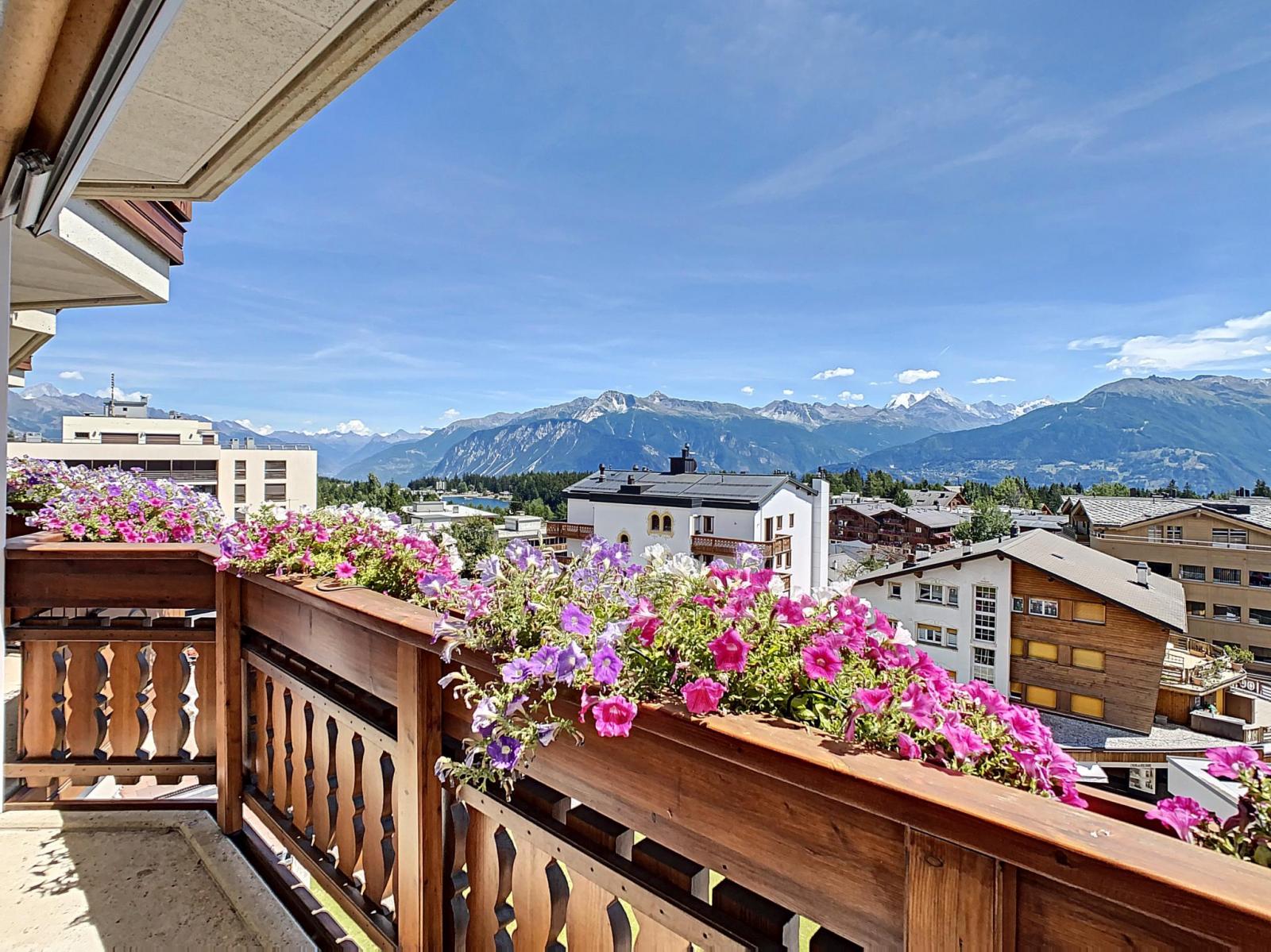 Crans-Montana - sole agent – in the heart of Crans, beautiful apartment