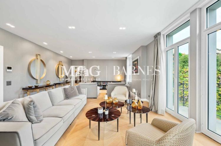 Elegant and exclusive renovated duplex in the center of Lugano