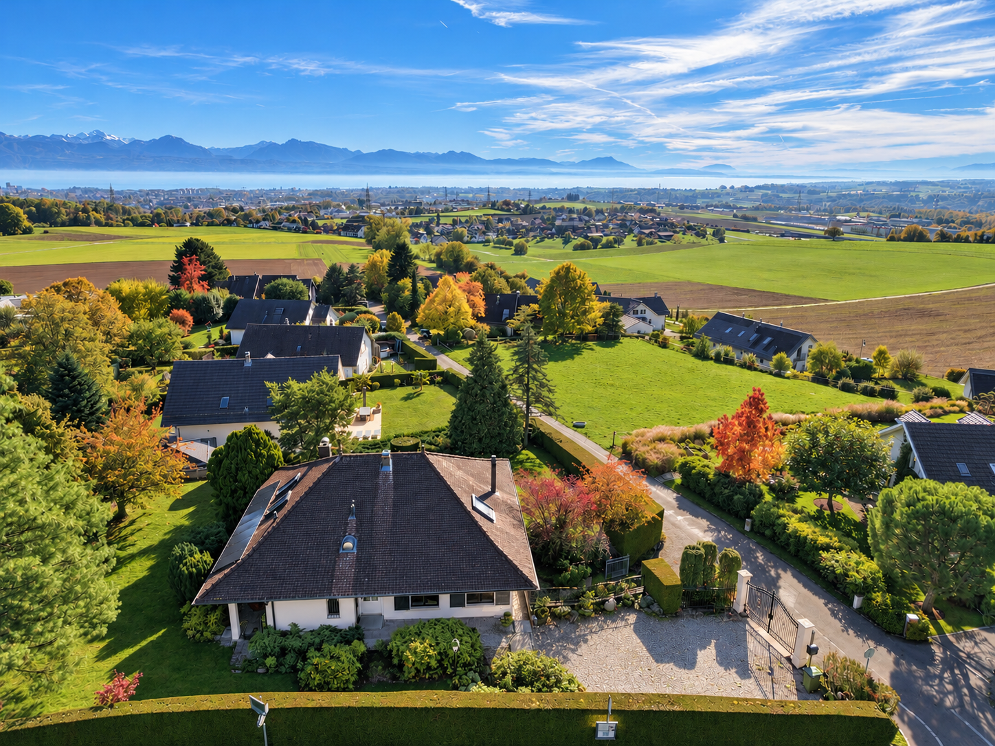 Psp9b_kaban-bien-panorama-alpine-entre-maison-et-lac-6ae1d8883744b711895820.png