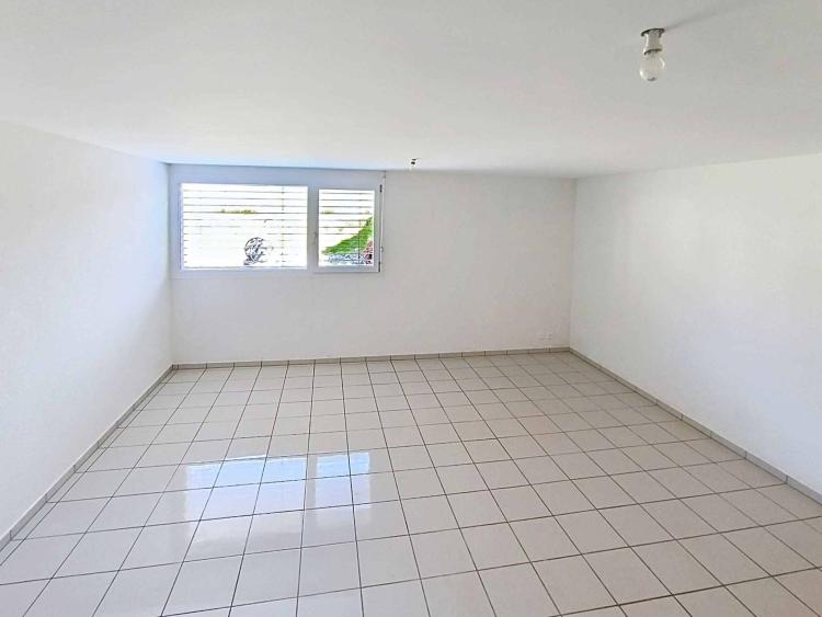 Local de 45 m² idéal pour artisan ou stockage