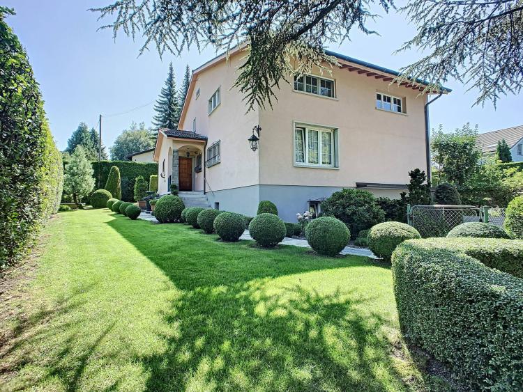 165 m² apartment in the heart of a residential area