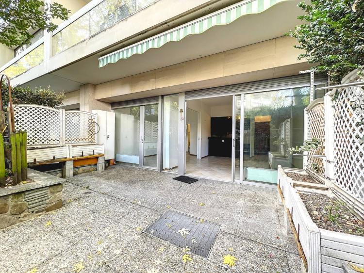 Exclusive! Ground floor 3-room apartment with terrace