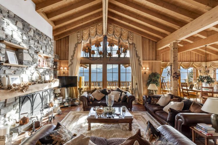 Splendid chalet in the heart of Anzère