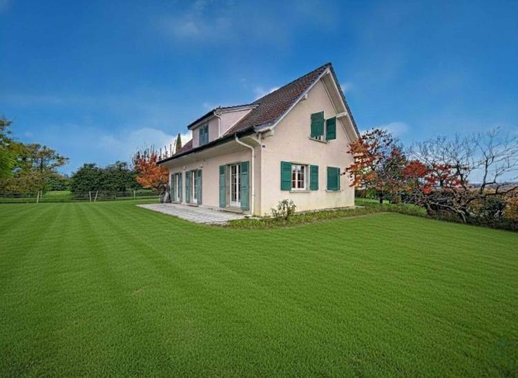 Detached villa - Rare opportunity