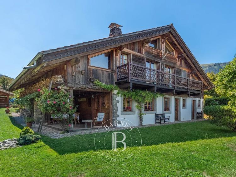 EXCLUSIVITE - FERME AUTHENTIQUE RENOVÉE VUE PANORAMIQUE