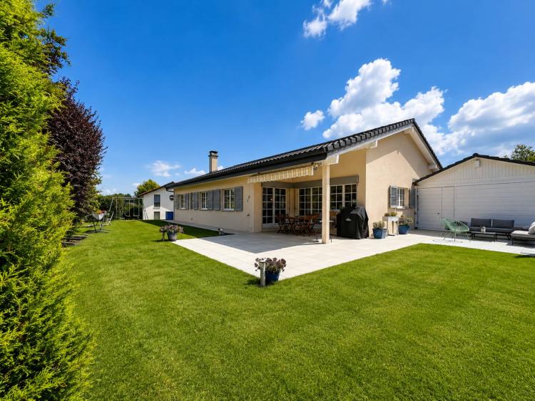 Detached villa with 6.5 rooms, ideal for a family