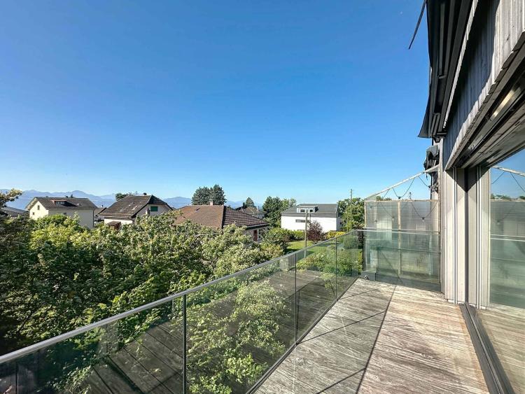 55 m² apartment with mezzanine and 2 balconies