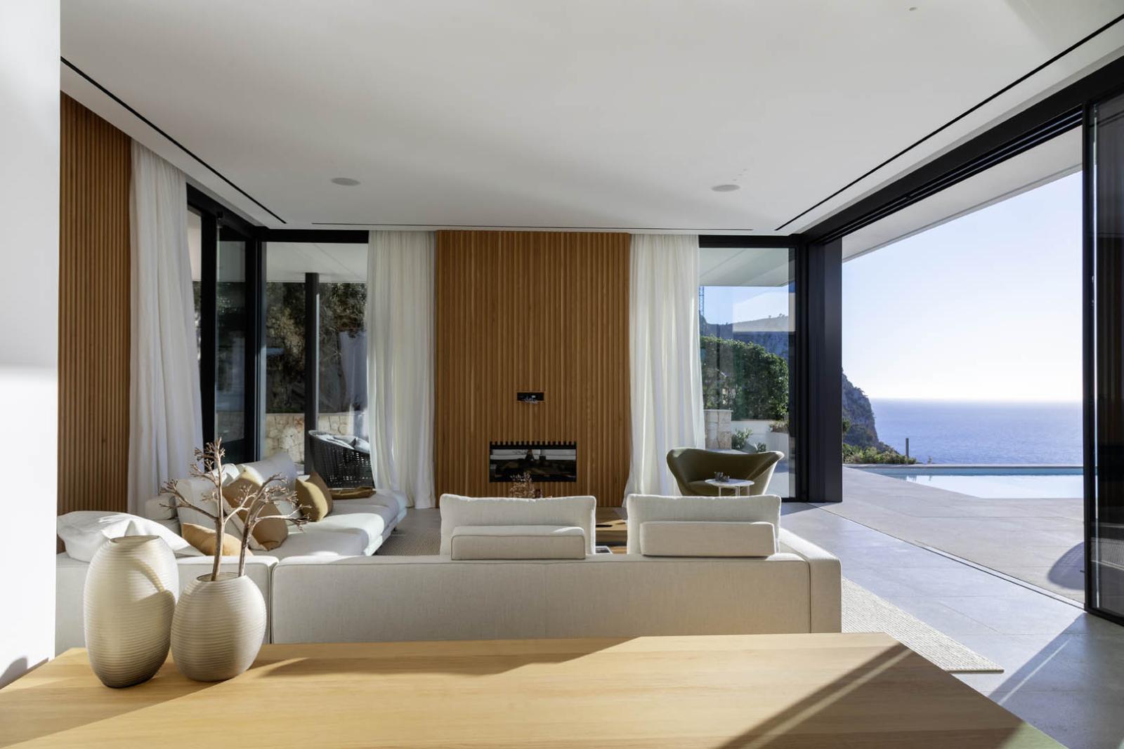 xW22r_villa-orada_01.jpg