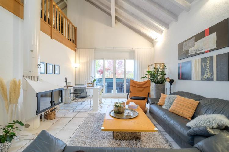 Spacious 235 sqm penthouse duplex, fully renovated